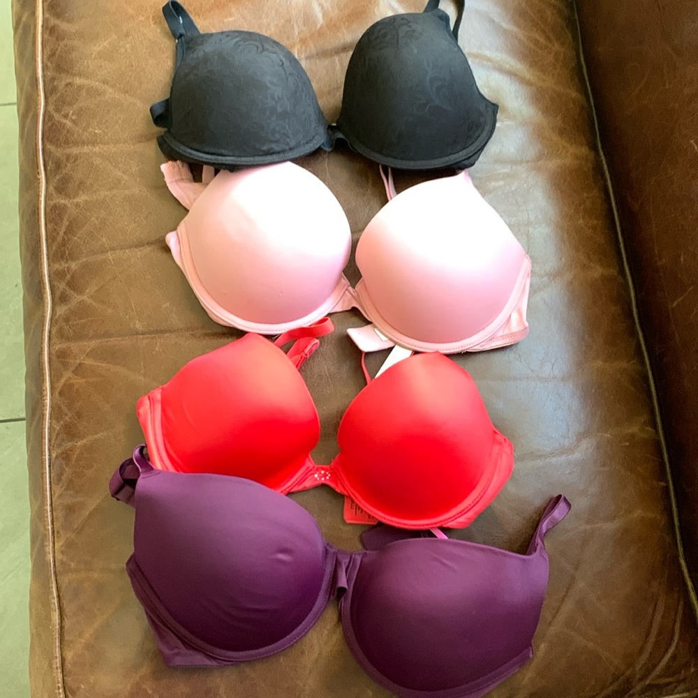 Victoria secret 32D/34B